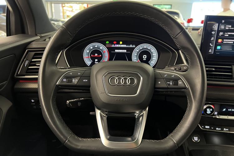 Used Audi Q5L 2023 40T Luxury Dynamic Model Interior 4
