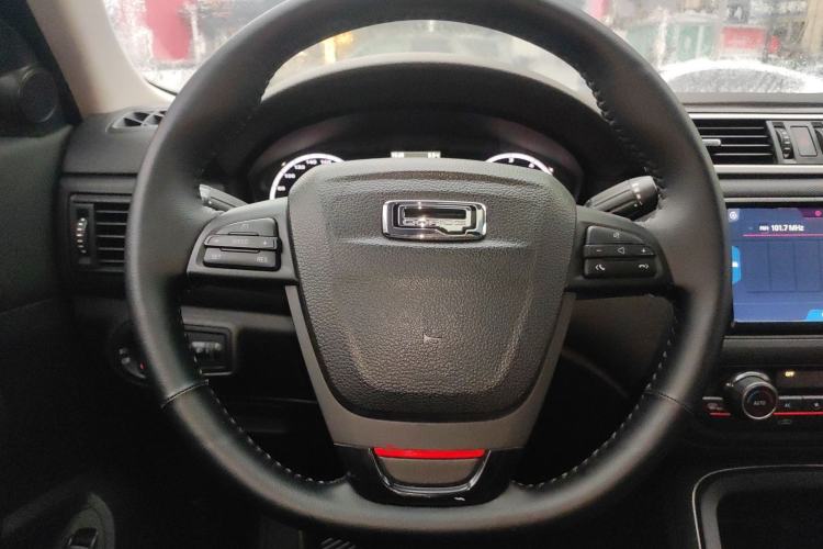 Used Qoros 5 2017 1.6T Automatic Prestige Model
