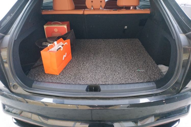 Used ONVO L60 2024 60 kWh Rear-Drive Version
