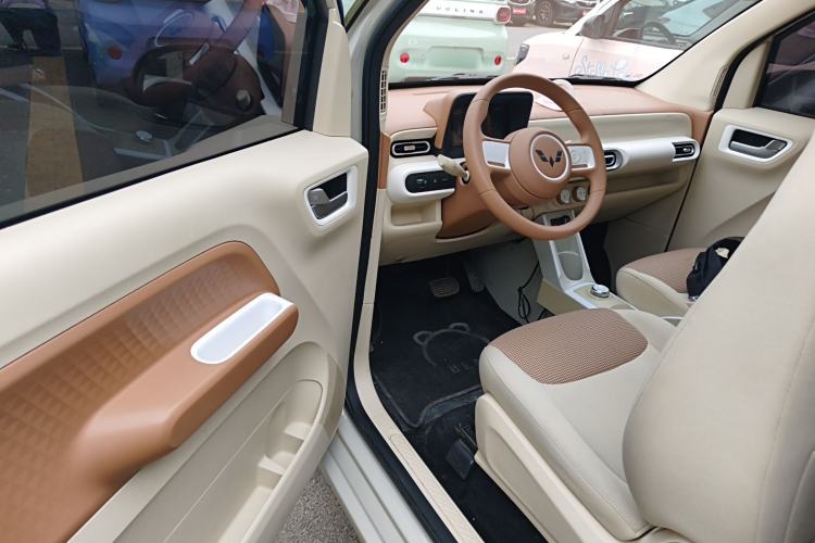 Used Wuling Hongguang MINIEV 2024 3rd Generation 215km Youth Edition Driver Seat