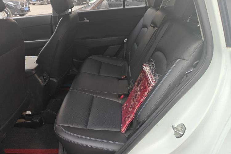 Used Hyundai ix25 2015 1.6L Automatic Two-Wheel-Drive Deluxe DLX Model Left Rear Seat