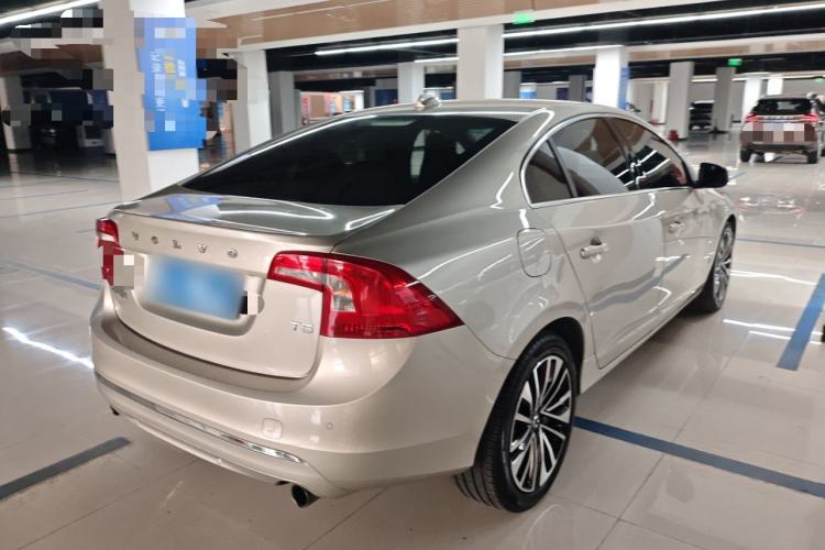 Used Volvo S60 2018 S60L T5 Intelligent Drive Progressive Edition