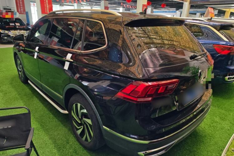 Used Volkswagen Tiguan L 2022 330TSI Automatic Two-Wheel Drive Smart Edition Rear Left 45 Deg