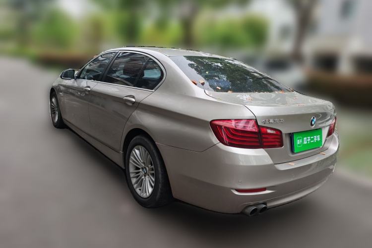 Used BMW 5 Series 2014 525Li Leading Model Rear Left 45 Deg