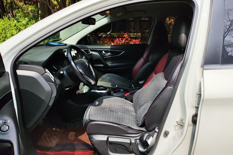 Used Nissan Qashqai 2017 2.0L CVT Smart Enjoyment Version China V Standard Left Front Seat