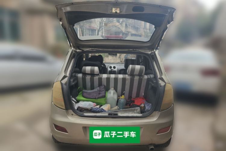 Used FAW Weizhi V2 2010 1.3L Manual Luxury Version Trunk