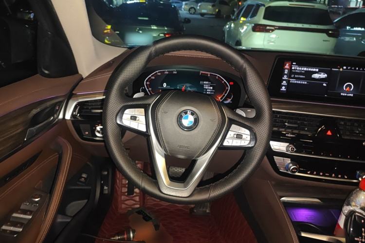 Used BMW 5 Series 2020 530Li Leading Edition Luxury Package Steering Wheel