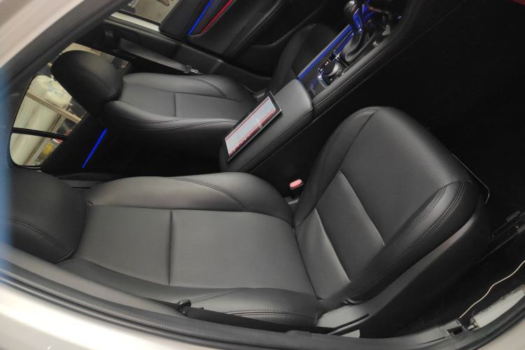 Used Mazda 3 Axela 2020 2.0L Automatic ZhiXuan Edition Right Front Seat