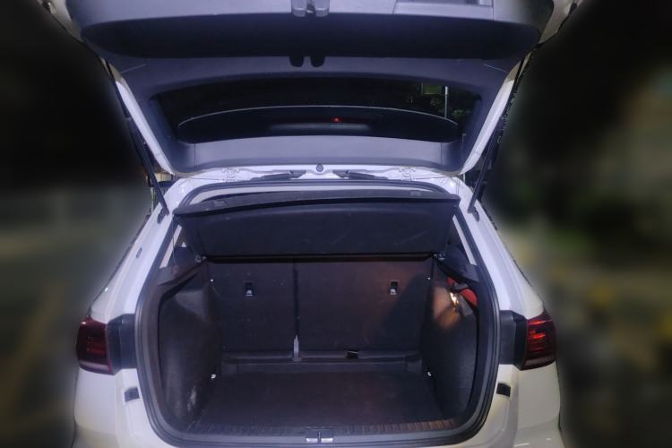 Used Volkswagen Tharu 2021 280TSI Two-Wheel Drive Comfort Edition Trunk