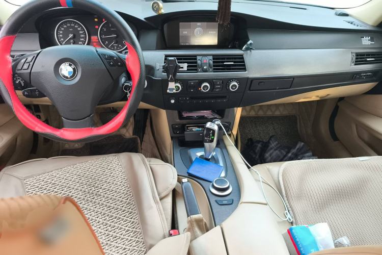 Used BMW 5 Series 2008 523Li Luxury Edition Center Console