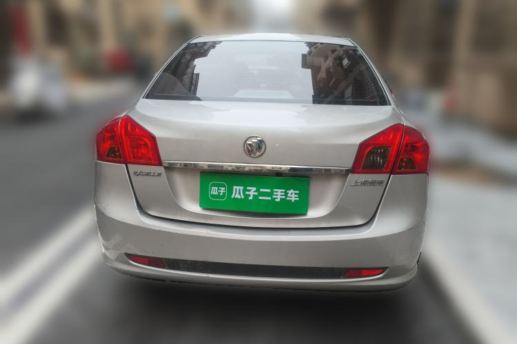 Used Buick Excelle 2013 1.5L Automatic Classic Model
