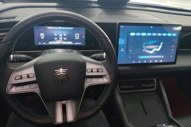 Used BYD Qin L 2024 DM-i 80KM Beyond Model Center Console