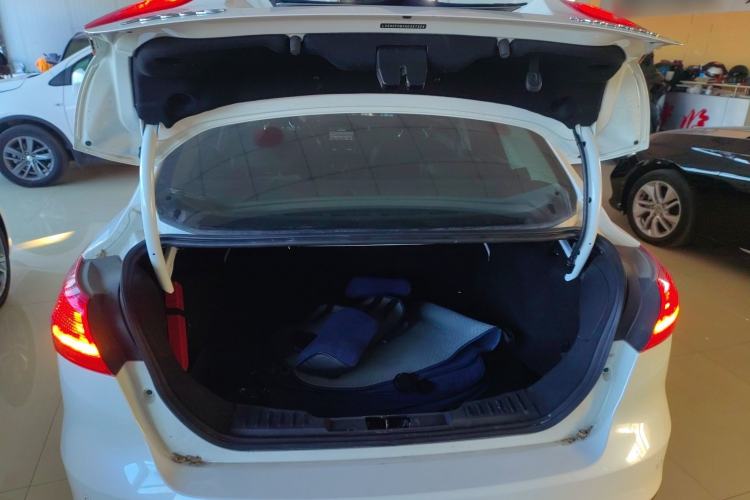 Used Ford Focus 2017 Sedan 1.6L Automatic Fashion Edition Smart Drive Version