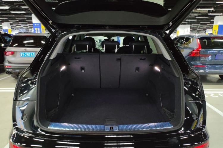 Used Audi Q5L 2025 quattro 45th Anniversary Edition 40 TFSI Sporty and Dynamic Model
