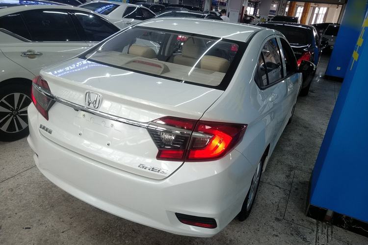 Used Honda Greiz 2016 1.5L CVT Classic Edition
