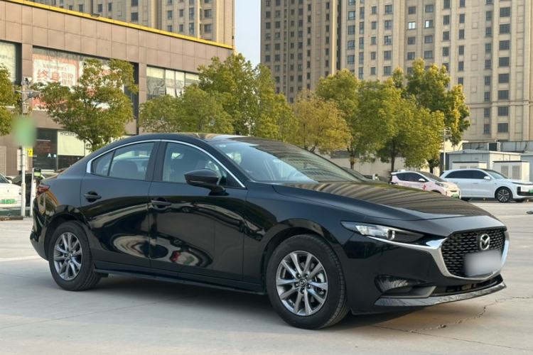 Used Mazda Mazda 3 Axela 2023 1.5L Manual ZhiMei Edition
