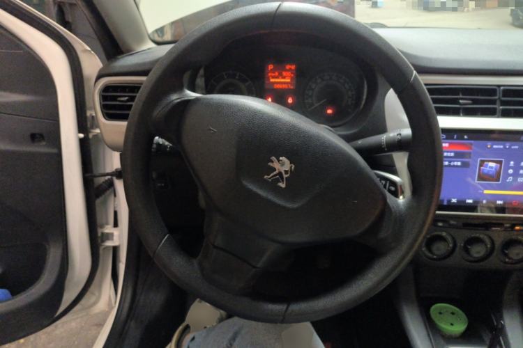 Used Peugeot 301 2016 1.6L Automatic Comfort Edition Steering Wheel