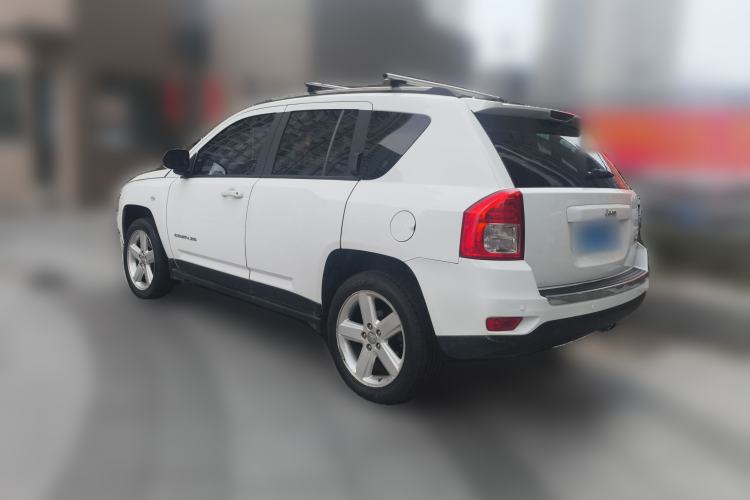 Used Jeep Compass 2012 2.4L Four-Wheel Drive Urban Edition
