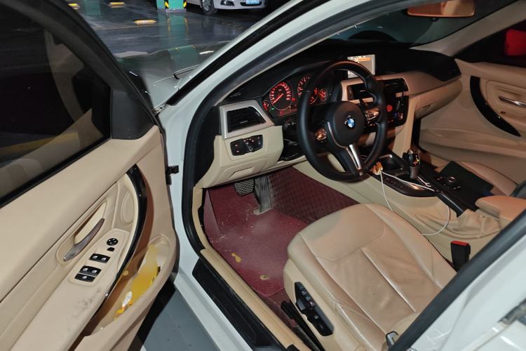 Used BMW 3 Series 2015 320i Fashion Model
