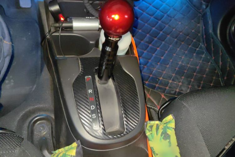 Used Honda Fit 2016 1.5L LXS CVT Comfort Sunroof Version Gear Lever