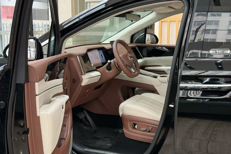 Used BYD Xia 2025 DM-i 1.5T 180km Beyond Edition