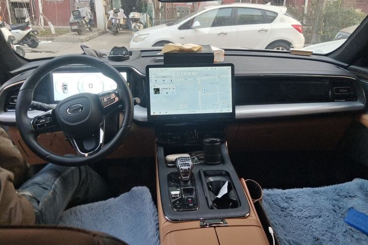 Used GAC Trumpchi ES9 2024 PHEV with 143 km Max