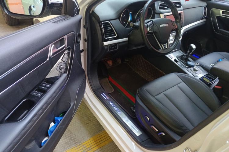 Used Haval H6 Coupe 2015 Blue Label 2.0T Manual Two-Wheel-Drive Elite Model Driver Seat