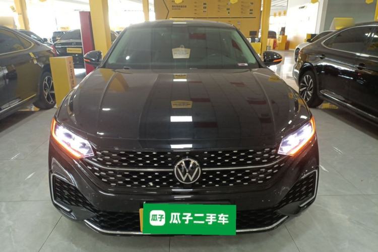 Used Volkswagen Passat 2022 330TSI Starry Elite Edition Custom Version
