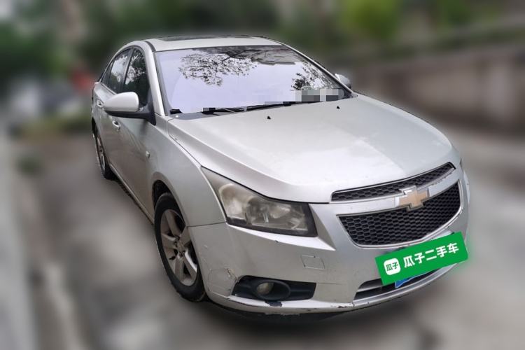 Used Chevrolet Cruze 2013 1.6L SL MT Front Right 45 Deg