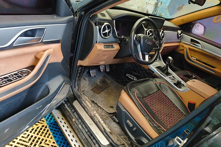 Used Yema T80 2017 1.5T Manual Cool Edition Driver Seat