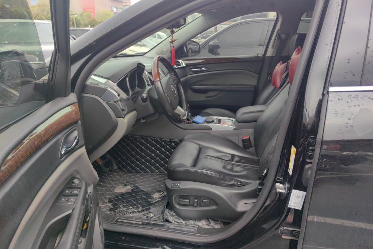 Used Cadillac SRX 2011 3.0L Flagship Edition
