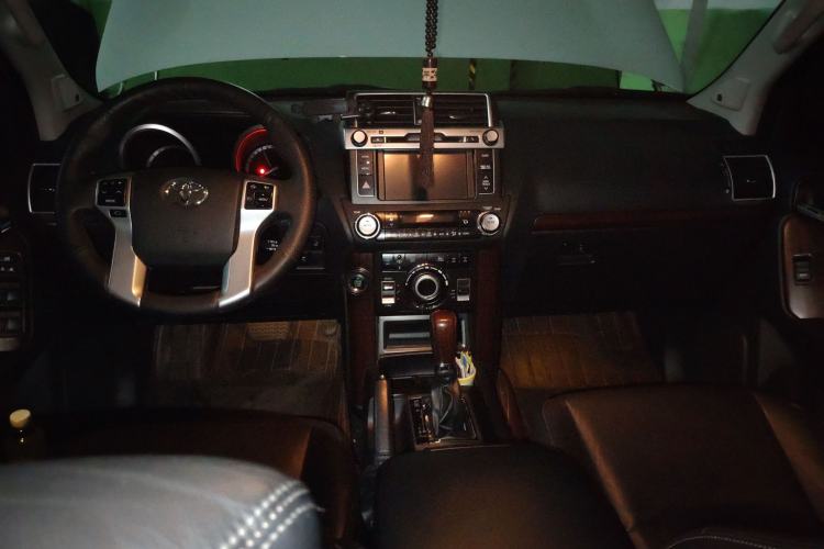 Used Toyota Prado 2016 3.5L Automatic VX NAVI
