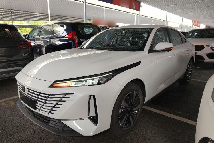 Used CHANGAN Eado PHEV 2025 Smart New Blue Whale 145KM Battleship Edition