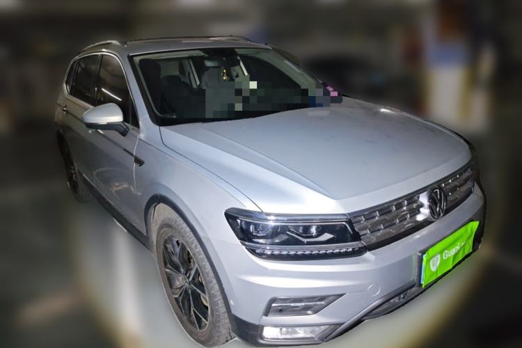 Used Volkswagen Tiguan L 2017 330TSI Automatic Two-Wheel Drive Flagship Edition Front Right 45 Deg