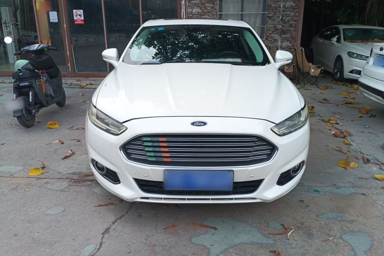 Used Ford Mondeo 2013 2.0L GTDi 200 Luxury Model Front