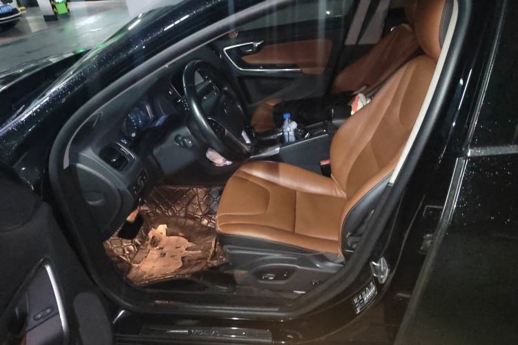 Used Volvo S60 2016 S60L T4 Zhiyuan Edition Left Front Seat