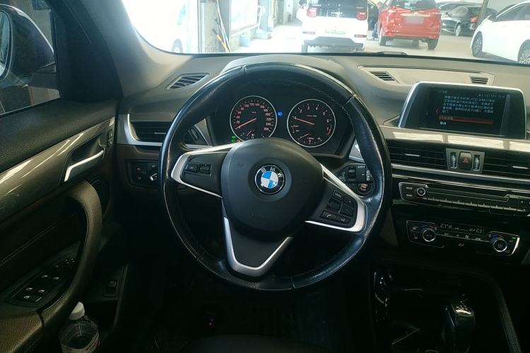 Used BMW X1 2018 sDrive18Li Luxury Model
