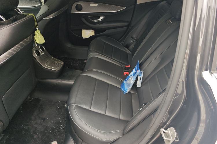 Used Mercedes-Benz E-Class New Energy 2022 E 350 e L Plug-in Hybrid Sports Sedan Left Rear Seat