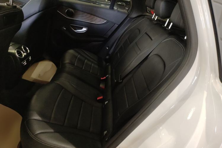 Used Mercedes-Benz GLC 2016 GLC 300 4MATIC Dynamic Model Left Rear Seat