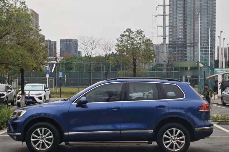 Used Volkswagen Touareg 2017 3.0 TSI Touareg Model
