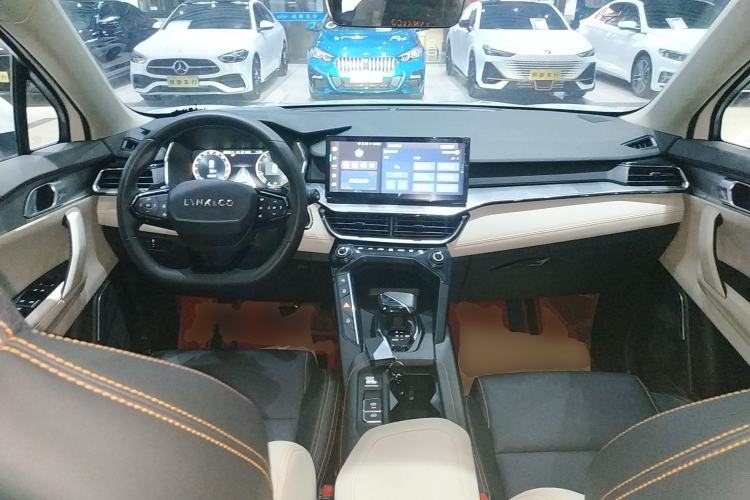 Used Lynk & Co 06 2023 Remix 1.5T Plus Model Center Console