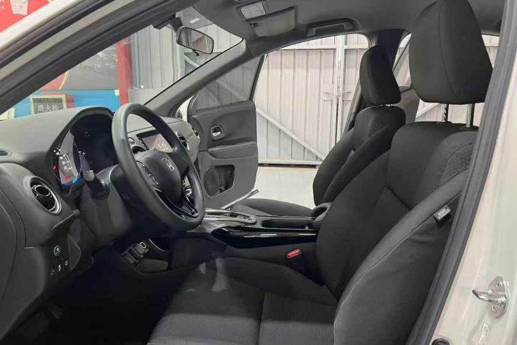 Used Honda XR-V 2021 1.5L CVT Classic Edition Interior 3