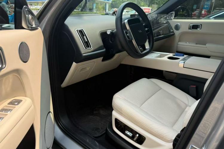 Used Li Auto L9 2022 Max model
