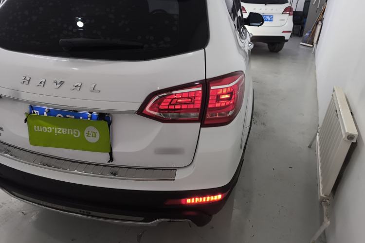 Used Haval H6 2018 Red-Label Sport Edition 1.5T Automatic Two-Wheel Drive Elite Model Right Rear Taillight