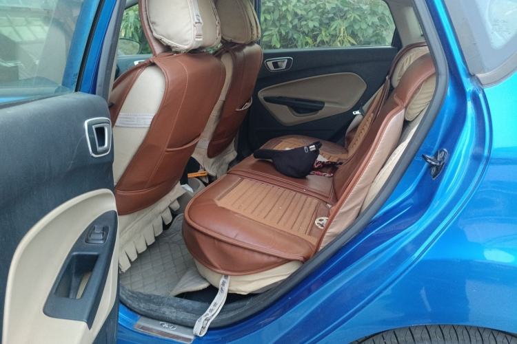 Used Ford Fiesta 2011 Hatchback 1.5L Manual Fashion Edition