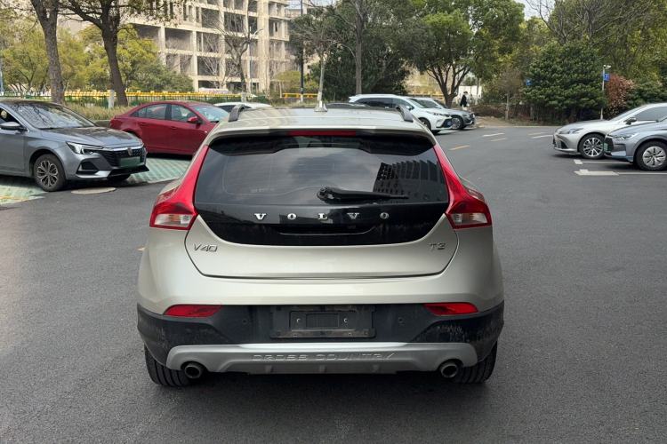 Used Volvo V40 2018 Cross Country T3 Zhiya Edition Rear