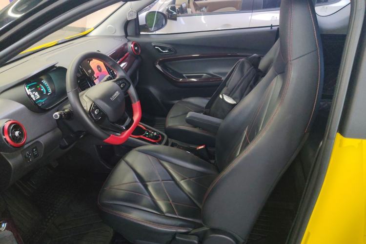 Used Chery QQ Little Ant 2022 Sweet Pink Edition Half-Sugar Version Lithium Iron Phosphate 30 kW 301 km Left Front Seat