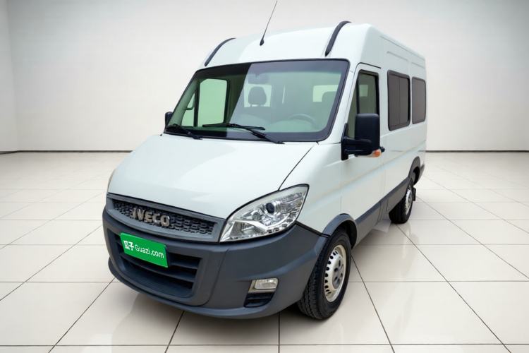 Used Iveco Power Daily 2017 2.5T Classic A32 Mid-Roof 6-7 Seater Bus 47Z5