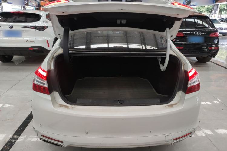 Used Peugeot 408 2014 1.6T Automatic Prestige Edition Trunk