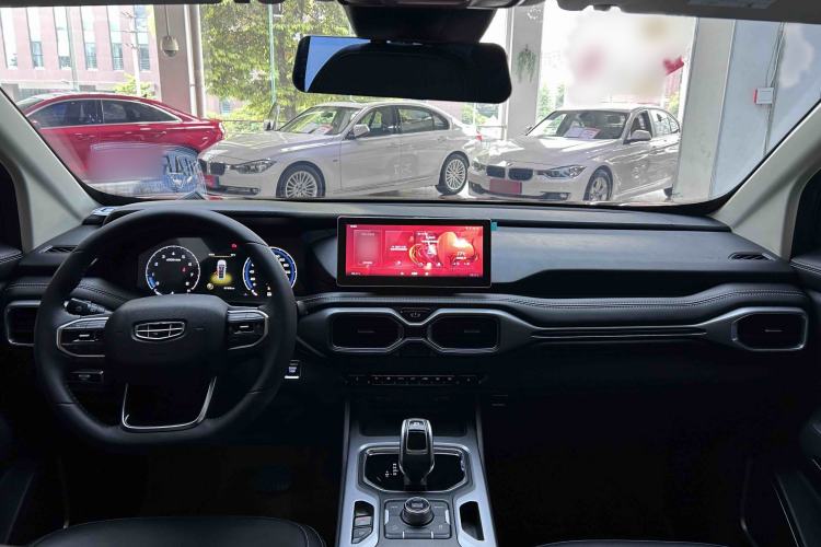 Used Geely Auto Haoyue 2020 1.8TD DCT Luxury 7-Seater Interior 5